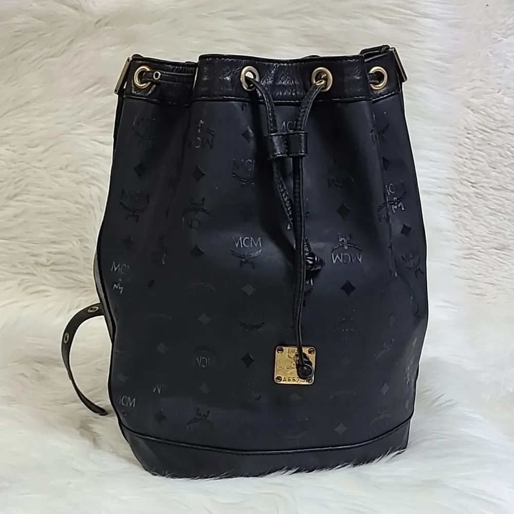💯 Authentic MCM Bucket Bag 🍀 - Picture 12 of 15